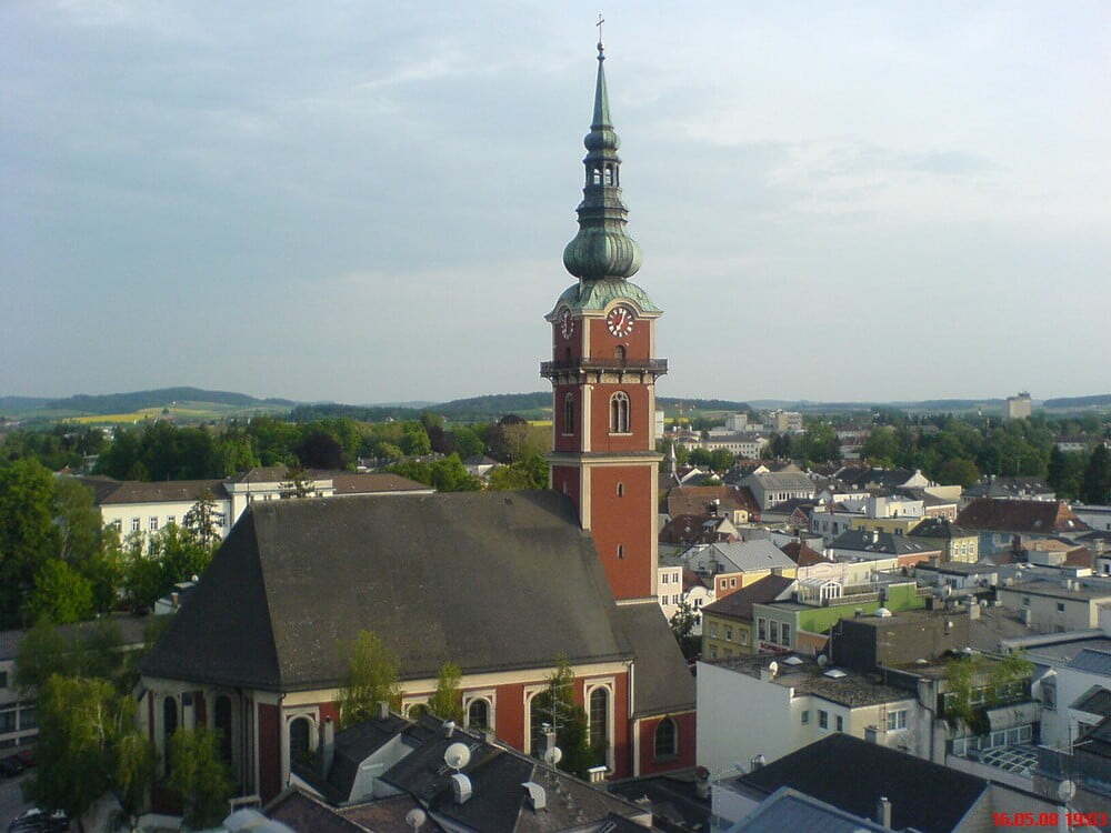 Stadtpfarrkirche St. Peter und Paul in Ried