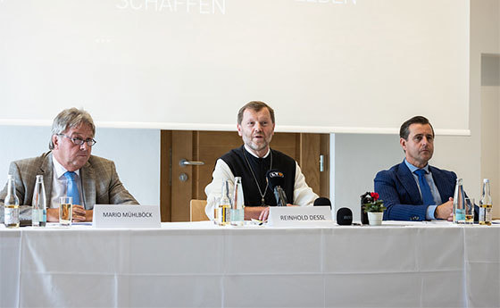 'Hausherr' Abt Dr. Reinhold Dessl, Stift Wilhering