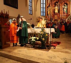 Sternsingen 2023 / Heine-Klug Maria Sternsingen 2023