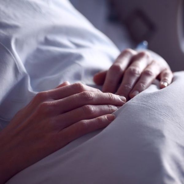 Krankensalbung / SharonMcCutcheon/Pixabay.com Krankensalbung