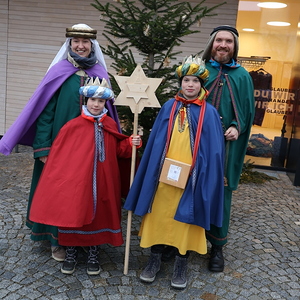 Sternsingen 2023 / Heine-Klug Maria Sternsingen 2023