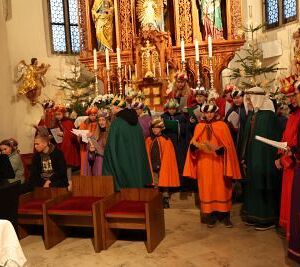 Sternsingen 2023 / Heine-Klug Maria Sternsingen 2023