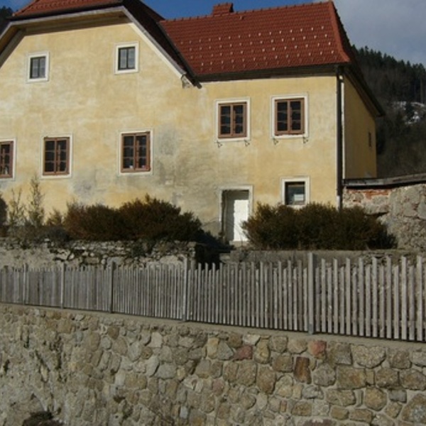 Pfarrhof vor der Sanierung