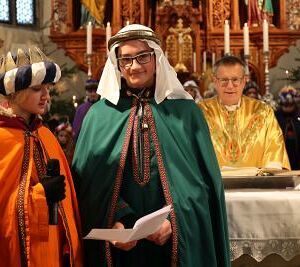 Sternsingen 2023 / Heine-Klug Maria Sternsingen 2023